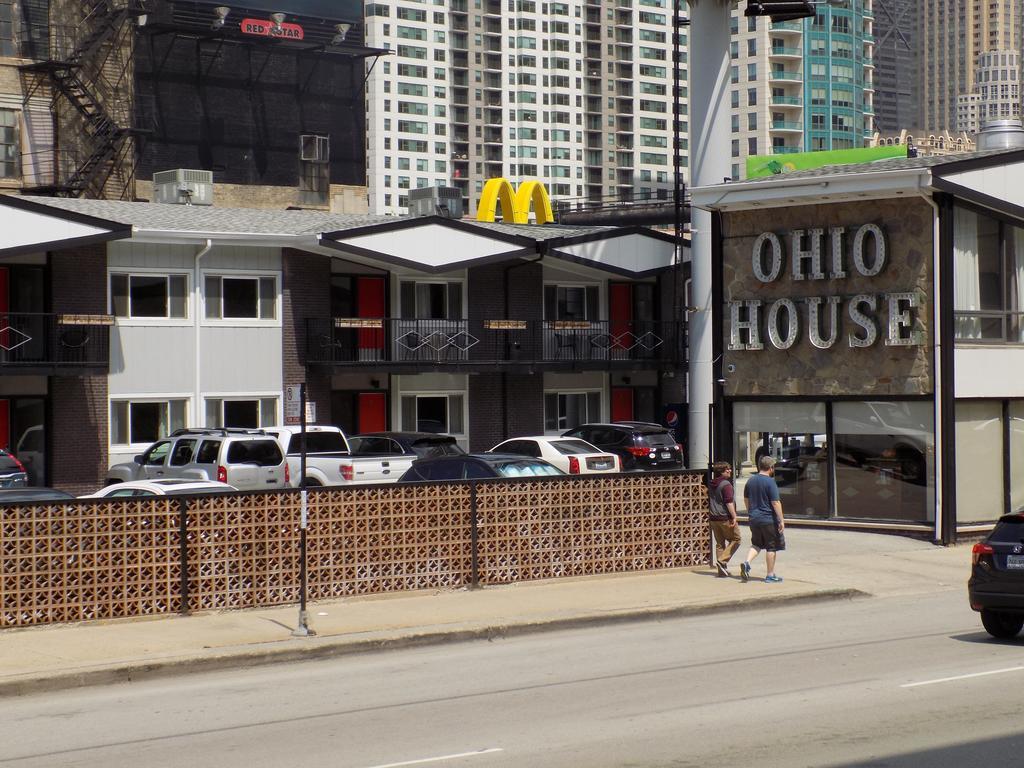 Ohio House Motel Чикаго Экстерьер фото